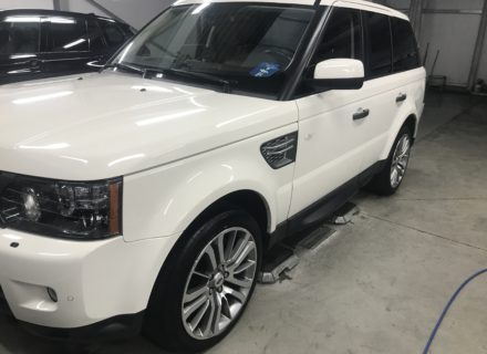 Detail reiniging Range Rover na